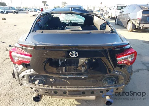 2018 Toyota 86 from USA, damaged, VIN JF1ZNAA14J9701035